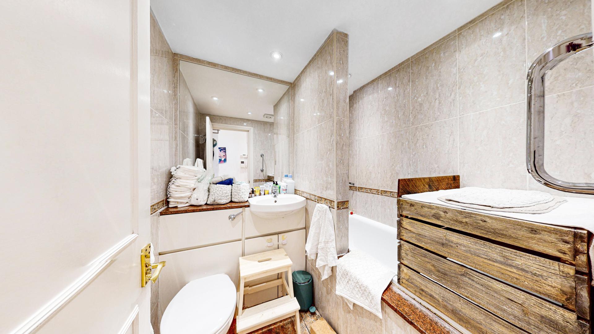 Wonderful Family Home in Hampstead Ferncroft Avenue, Hampstead